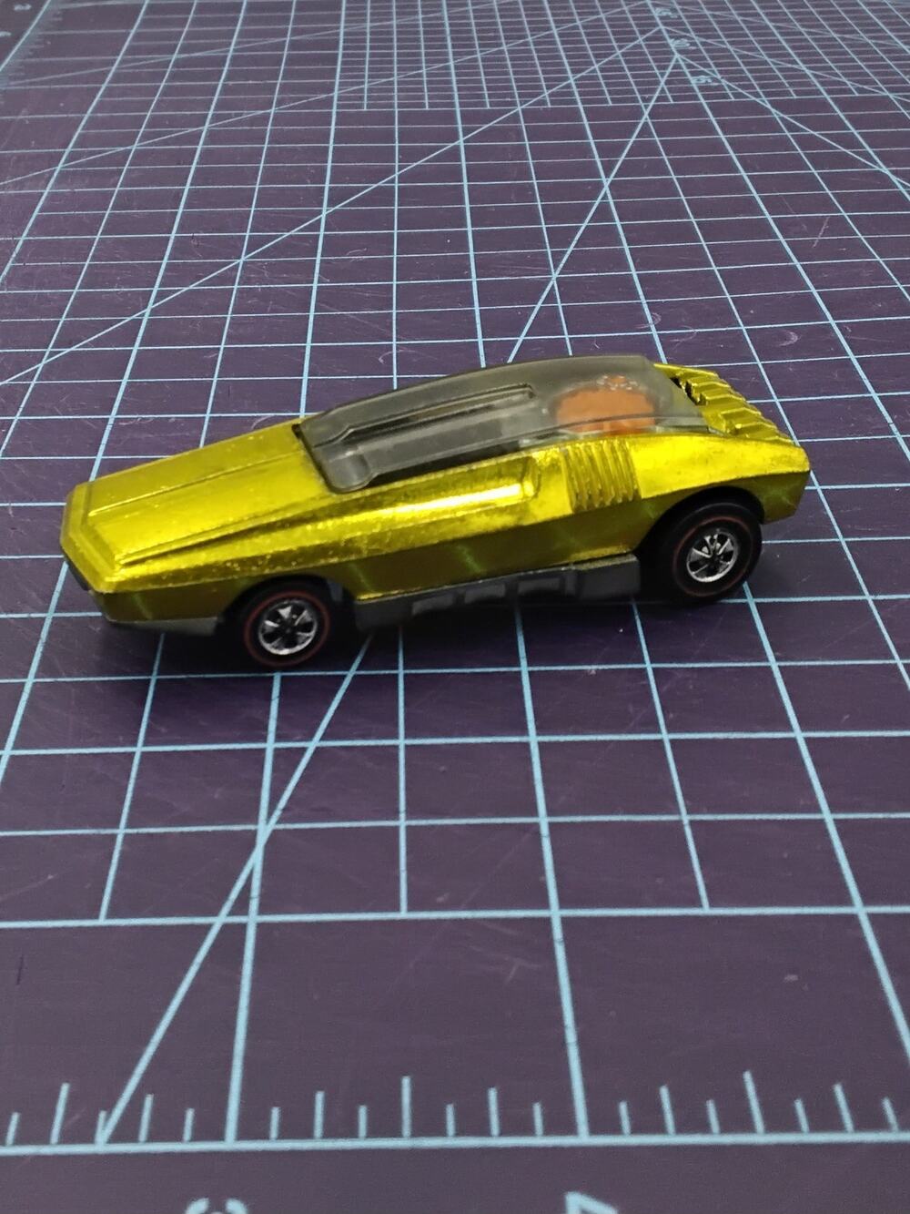 1969 YELLOW WHIP CREAMER REDLINE Collectible Loose Hot Wheels Mattel Vintage